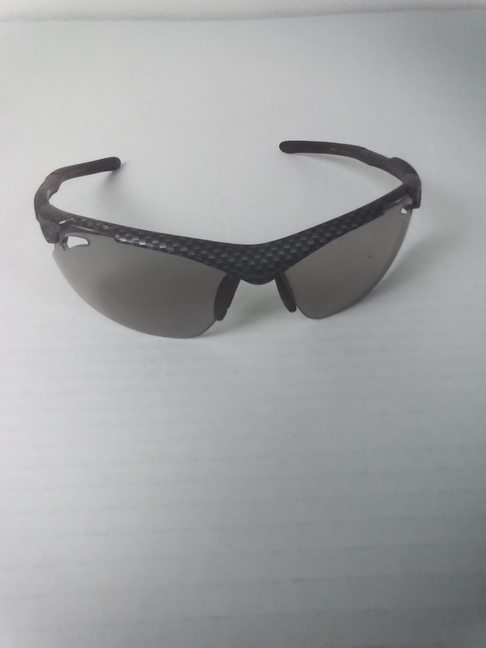 Tifosi Tyrant 2.0 Polarized Sunglasses in Graphite Carbon Black & Gray Like New